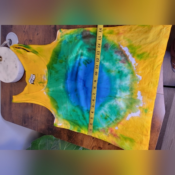 CustomTie Dye Tank Top - Picture 3 of 4